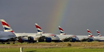 Viajar en avión puede ser más seguro que comer en restaurantes en tiempos de pandemia