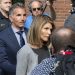La actriz Lori Loughlin, de la serie «Tres por Tres», inicia una pena de dos meses de cárcel