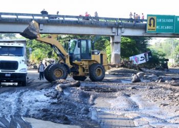Calle de Nejapa a Quezaltepeque estará cerrada siete días por remoción de escombros