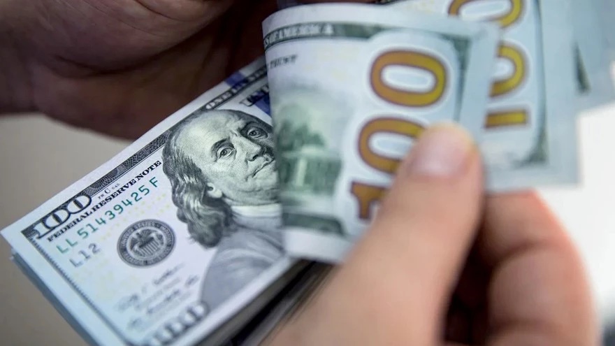 Los salvadoreños recibieron remesas por $4,756.3 millones hasta julio