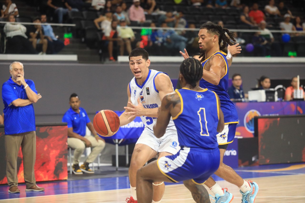 «Nuestro equipo es joven, pero necesita altura y mejorar lo físico», Colocho Rodríguez, exbasquetbolista nacional