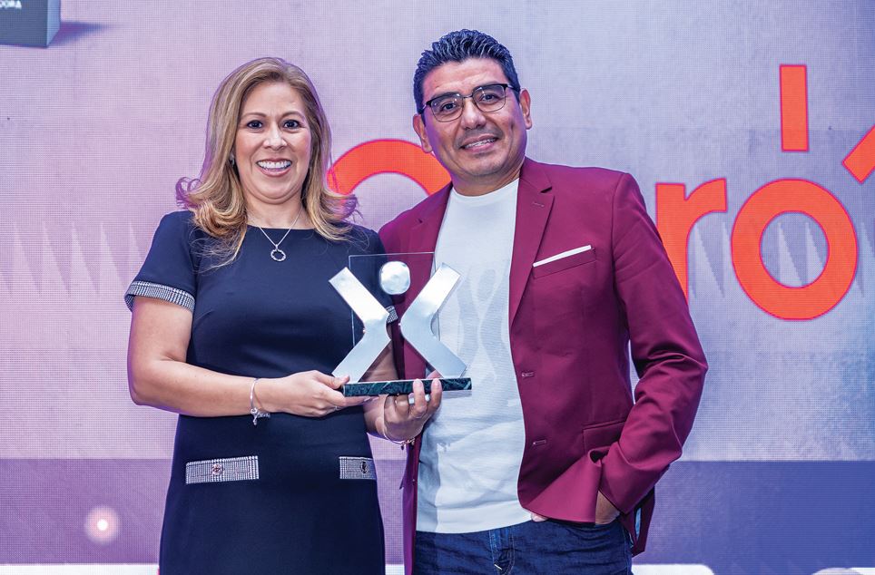 Claro El Salvador ganó premio por brindar la mejor experiencia en internet residencial 