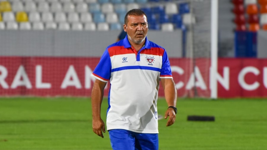 El entrenador manudo reconoció que quizás no fue justo el triunfo sobre Águila, pero se ganó y eso lo valora, pues están en el primer lugar del torneo