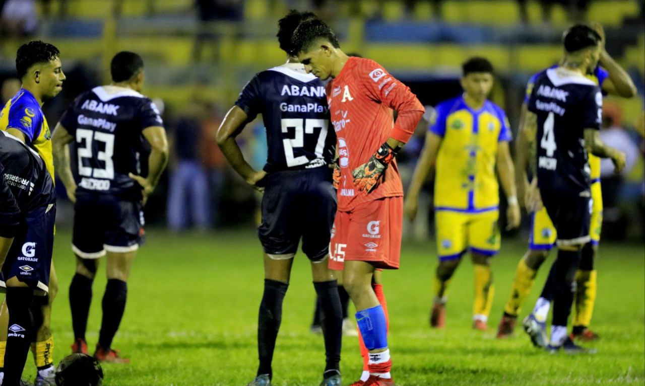 Con gol de último momento, Limeño venció al Alianza