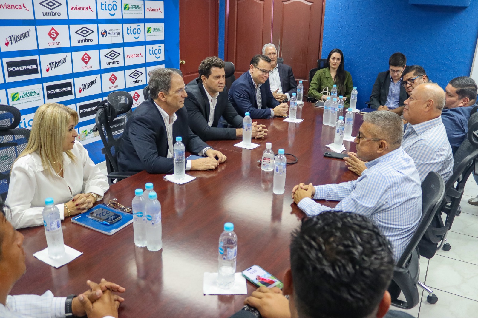 Este lunes se instaló la nueva comisión regularizadora de la Fesfut