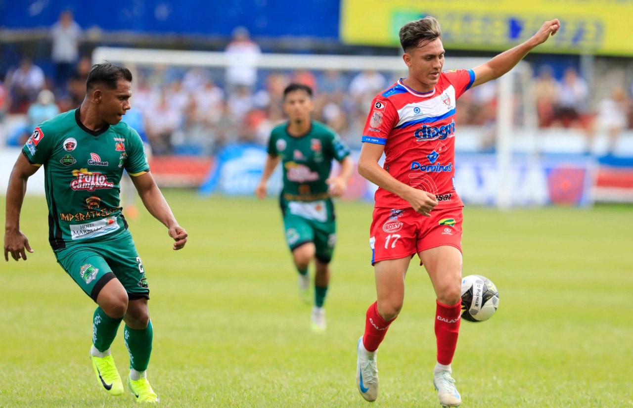 Firpo venció a Dragón y es líder del torneo