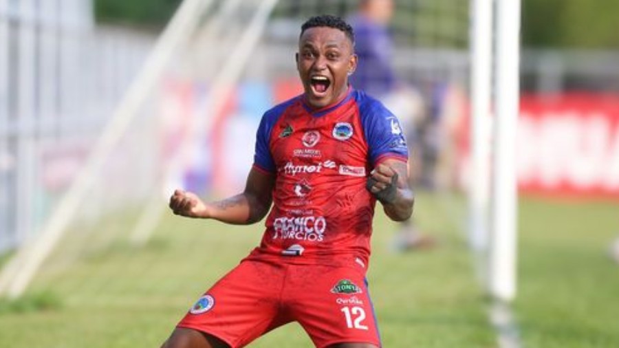Los cafetaleros derrotaron a FAS e igualó al Águila, en el segundo puesto.