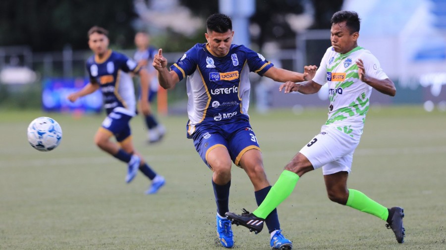 San Salvador y Usulután reviven la última final en la Liga Nacional, con un duelo por el liderato y el invicto. Foto DES / Archivo