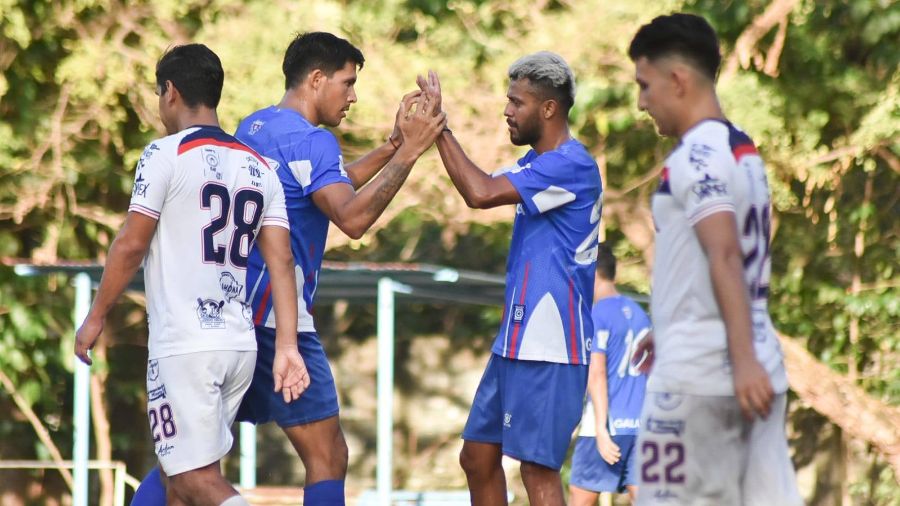 Firpo presentó fichajes de cara al Clausura 2025