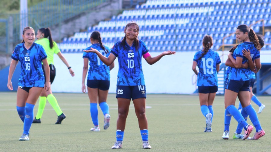 La Selecta Sub-17 femenina goleó 9-0 a Aguila. Pero el DT espera más
