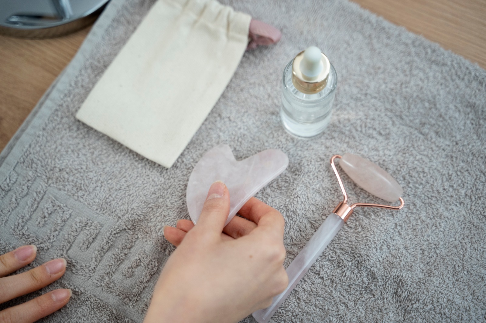 ¿Gua Sha? La herramienta ancestral para rejuvenecer tu rostro