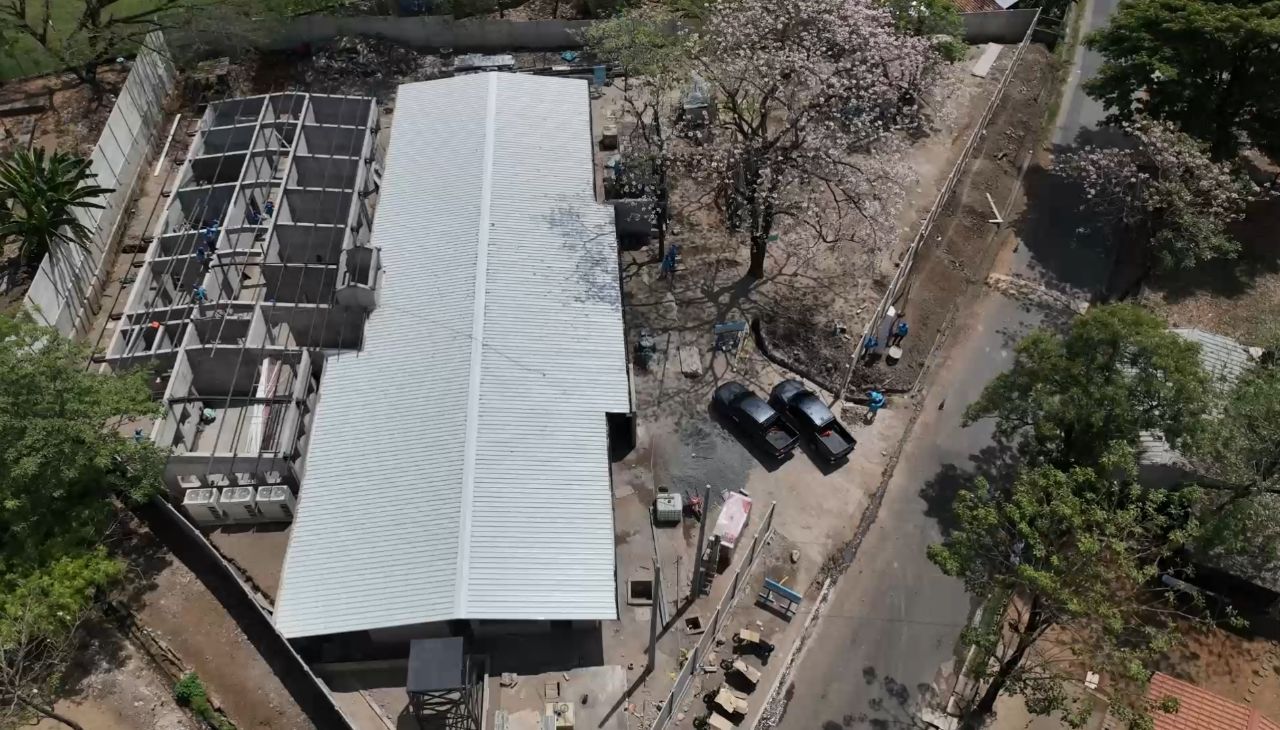 Construcción de clínica en Sensembra, de Morazán Sur, tiene un 72 % de avance