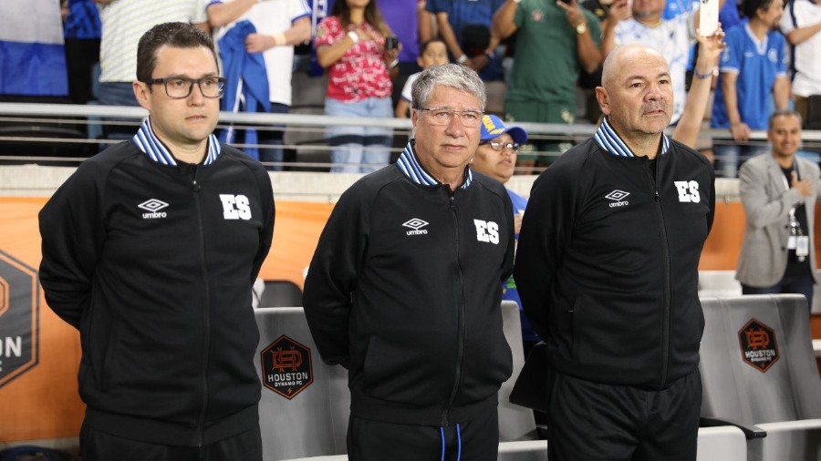 Bolillo Gómez debutó con la Selecta perdiendo ante Houston Dynamo