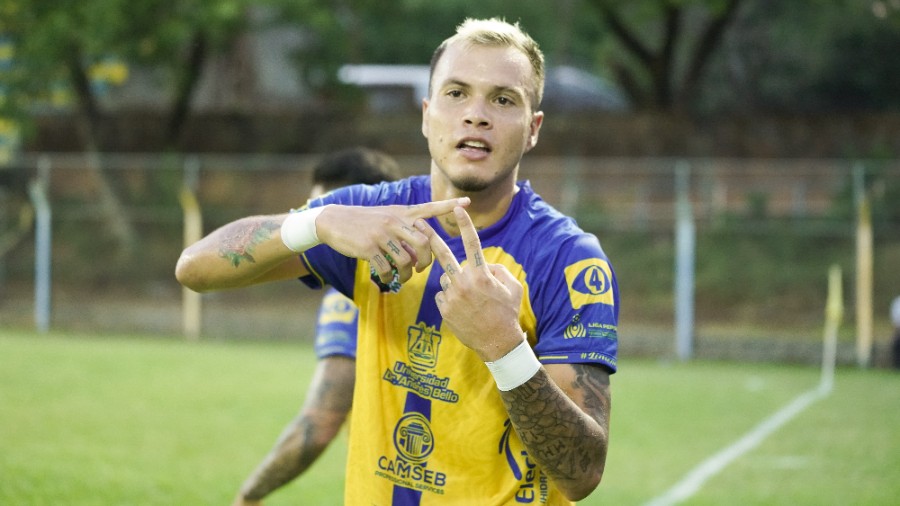 Limeño se reencontró con la victoria al vencer 2-0 al 11 Deportivo