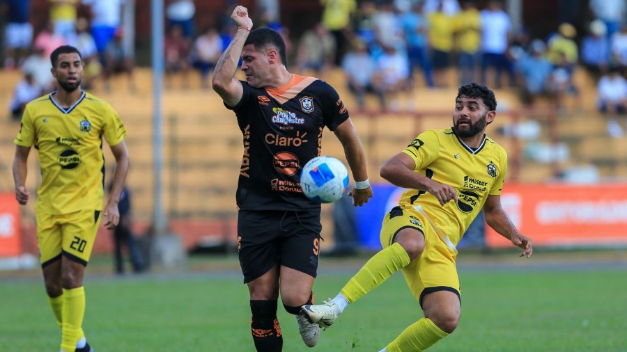 Águila recibe al 11 Deportivo, aspirando al boleto internacional