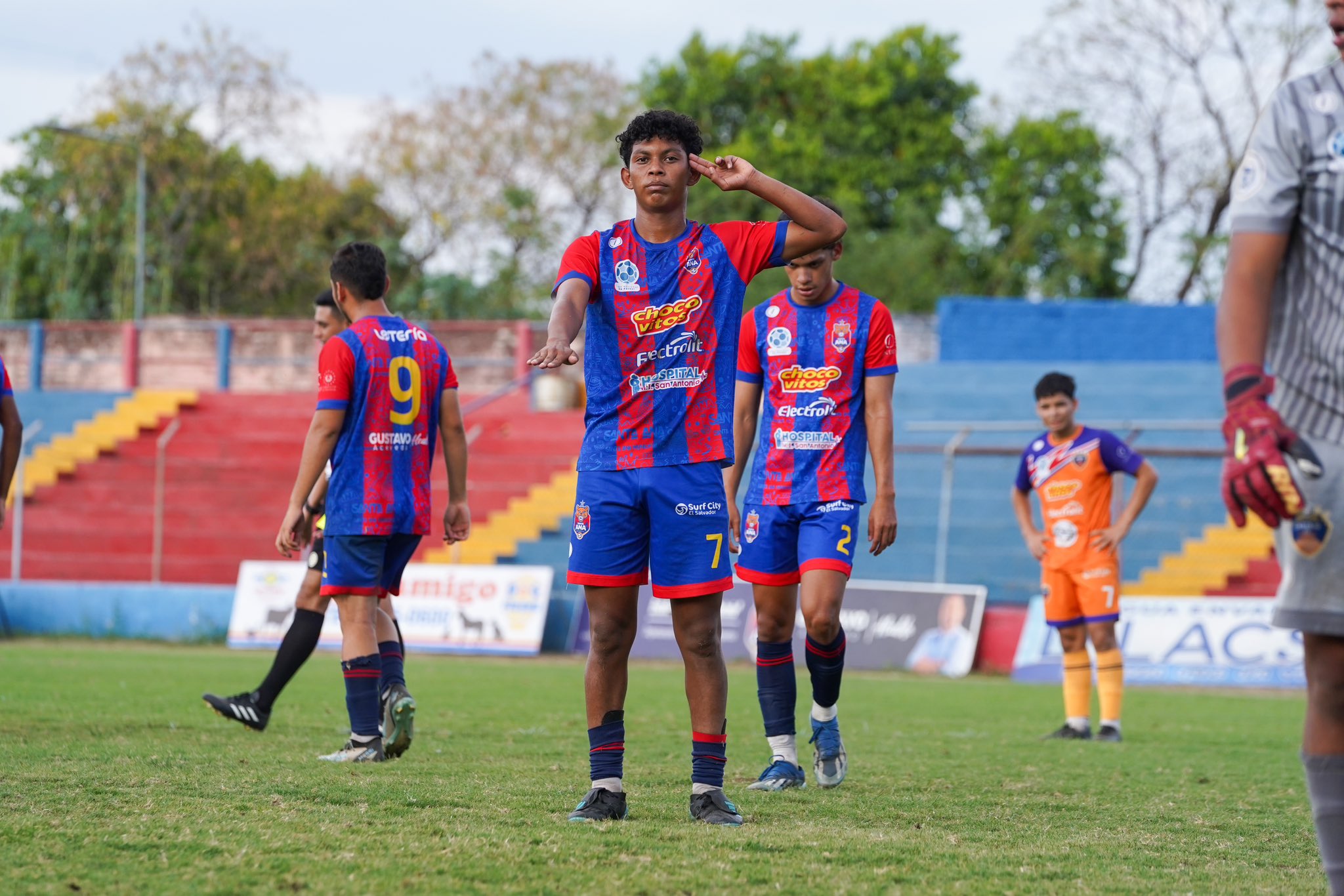 Cinco equipos buscan una buena ubicación en la tabla de la Copa Chocovitos