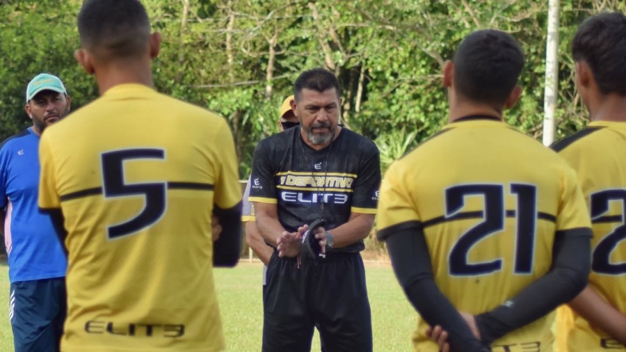 Memo Rivera criticó el rendimiento de su equipo