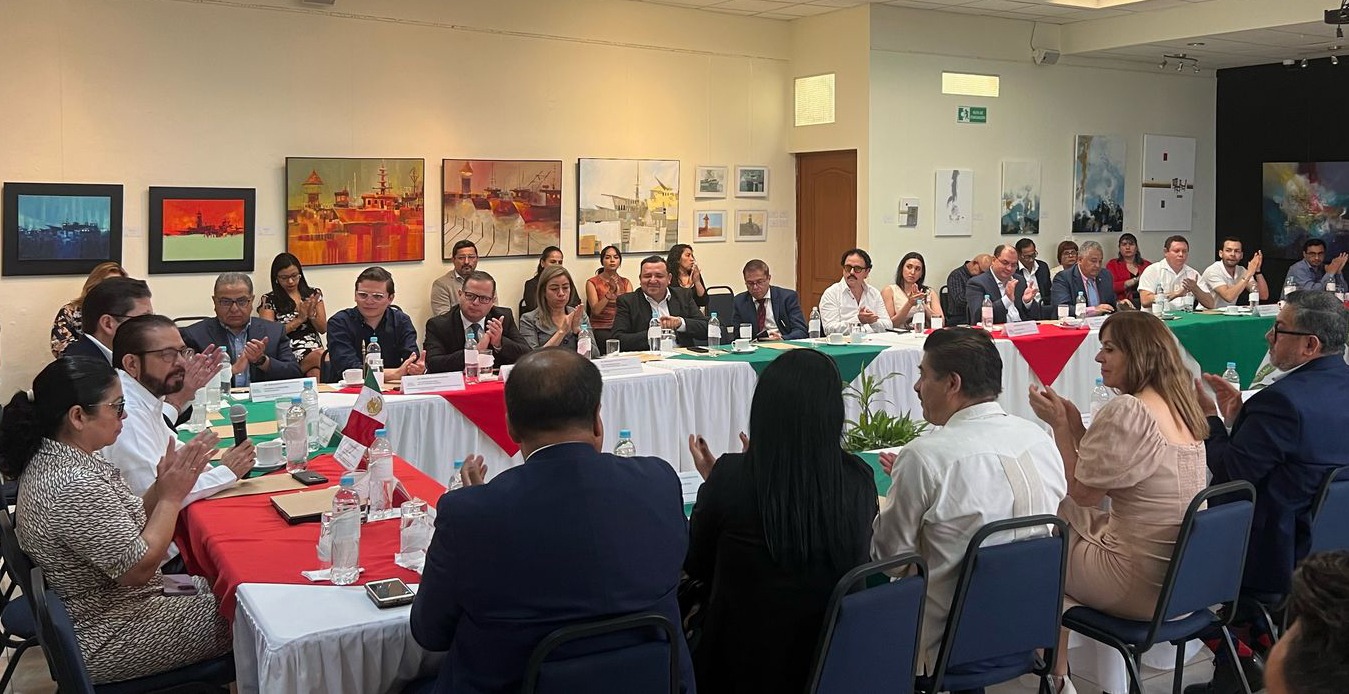 Más de 60 empresas mexicanas arribaron a El Salvador para explorar inversiones
