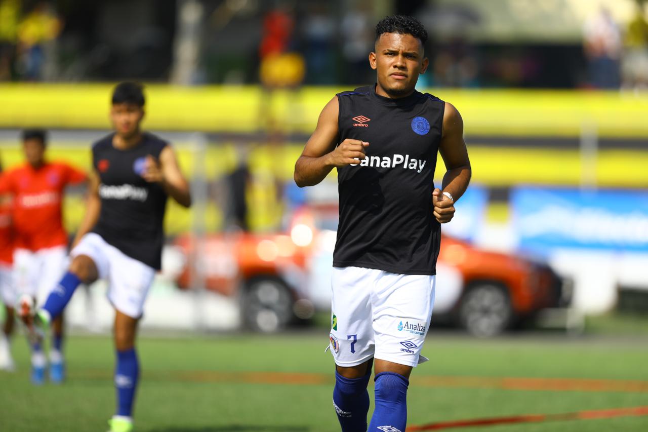 «Si salimos con la actitud que tuvimos todo el torneo va a ser muy difícil remontar», Rafa Tejada, delantero de FAS