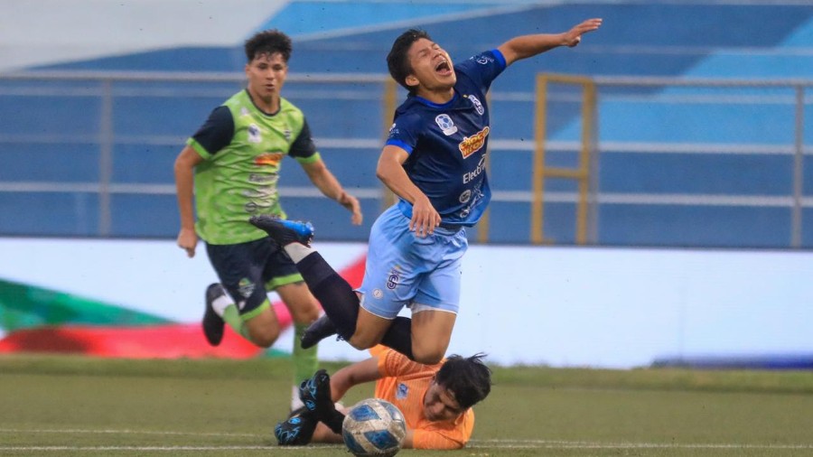 Los capitalinos toman ventaja al vencer 1-3 al Santa Tecla