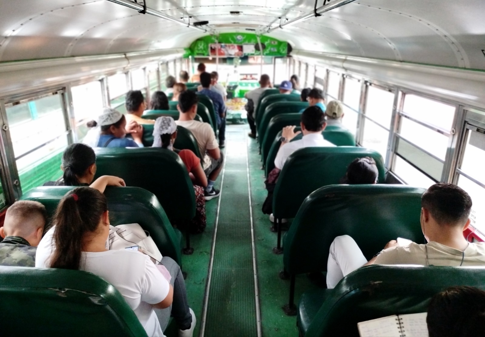 «Me voy a ahorrar en pasaje al menos $15 esta semana, y con eso compro cosas necesarias para la casa», usuaria del transporte público