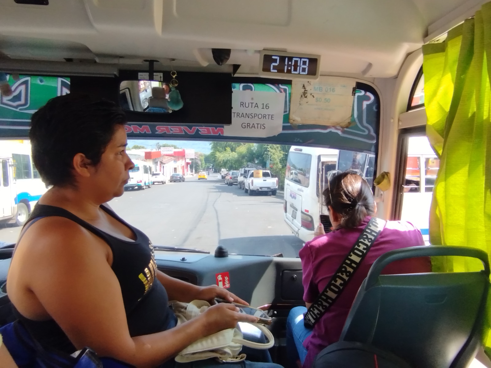 El servicio de transporte público en San Miguel funciona al 100 %