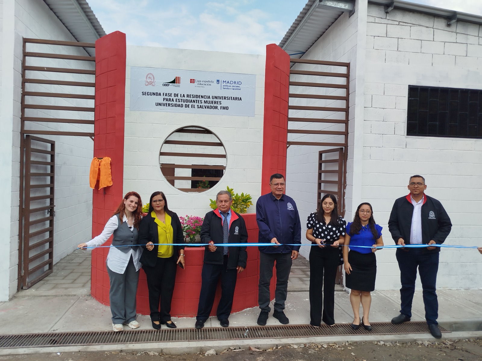 Inauguran la segunda etapa de la Residencia Universitaria para mujeres en San Miguel