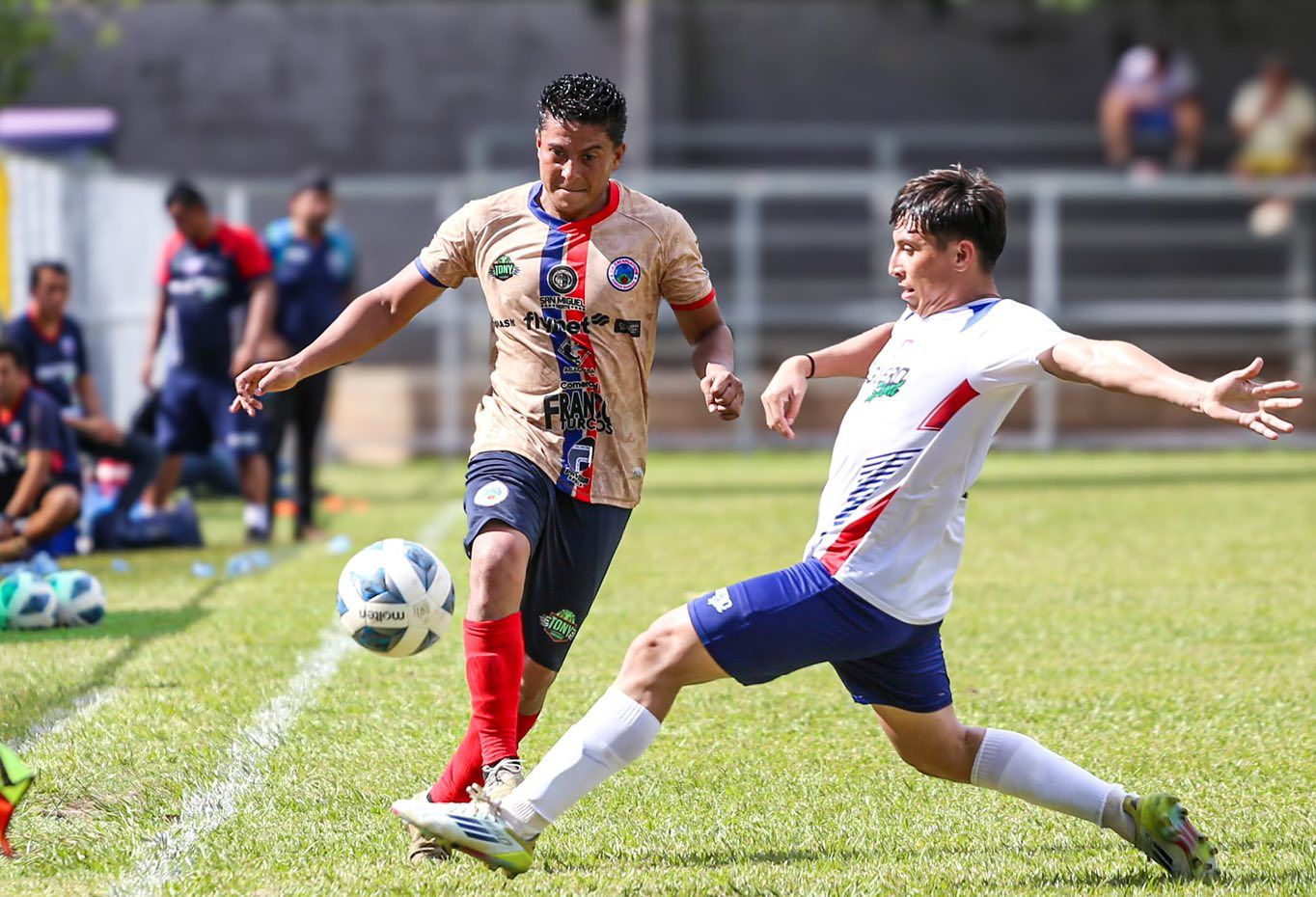 La Primera División cerró una jornada de amistosos