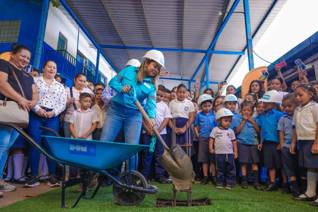 Comienza la reconstrucción del centro escolar del cantón Río Frío de Ahuachapán