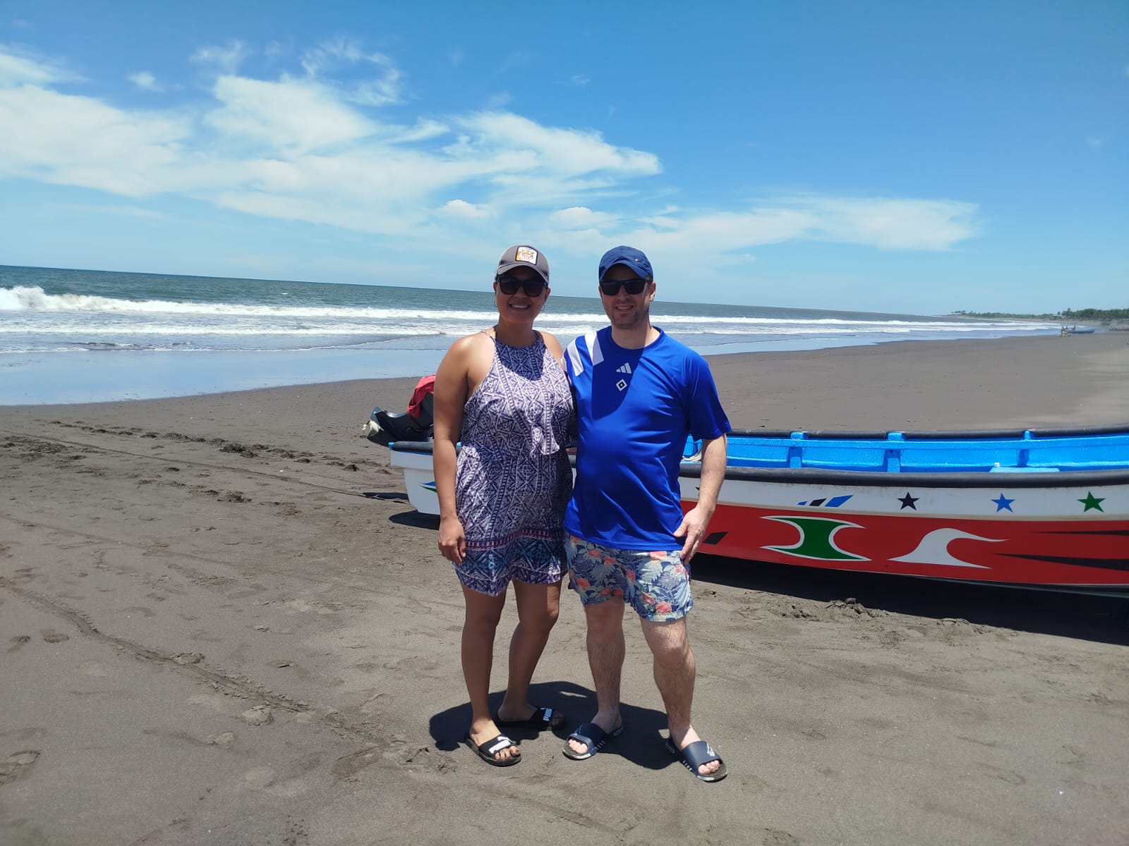 Turista alemán queda cautivado por seguridad y riqueza natural de El Salvador