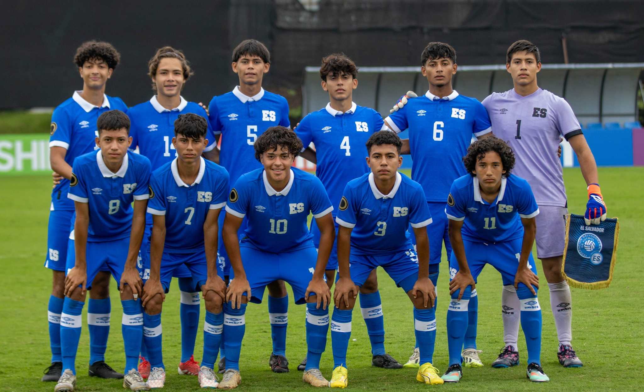 La Sub-15 de El Salvador enfrenta este viernes a Honduras