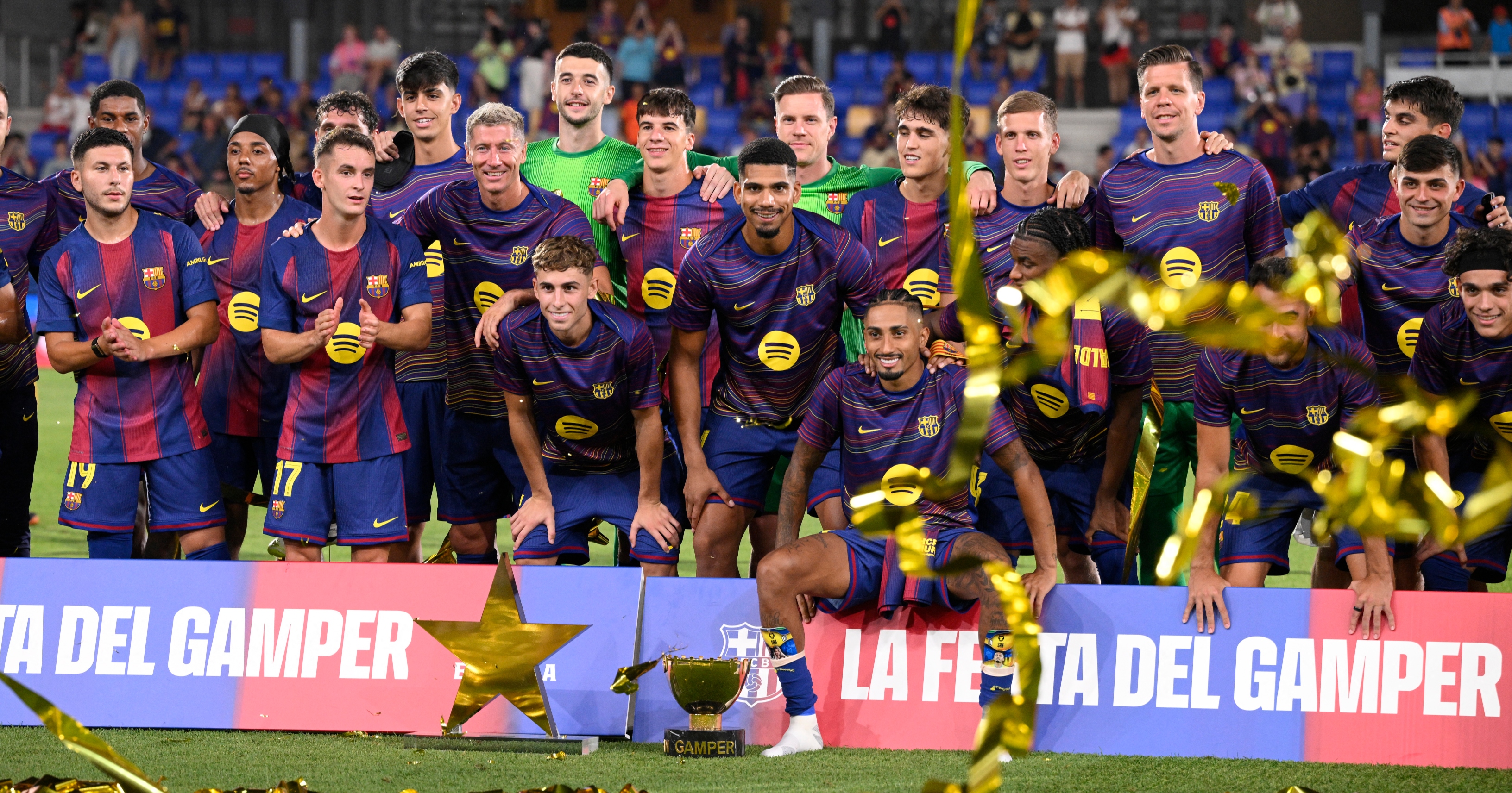 El Barça cierra pretemporada con goleada 5-0 al Como en el trofeo Joan ...
