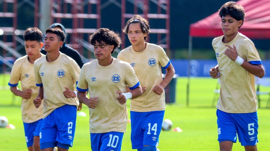 La Sub-15 de El Salvador enfrenta este viernes a Honduras