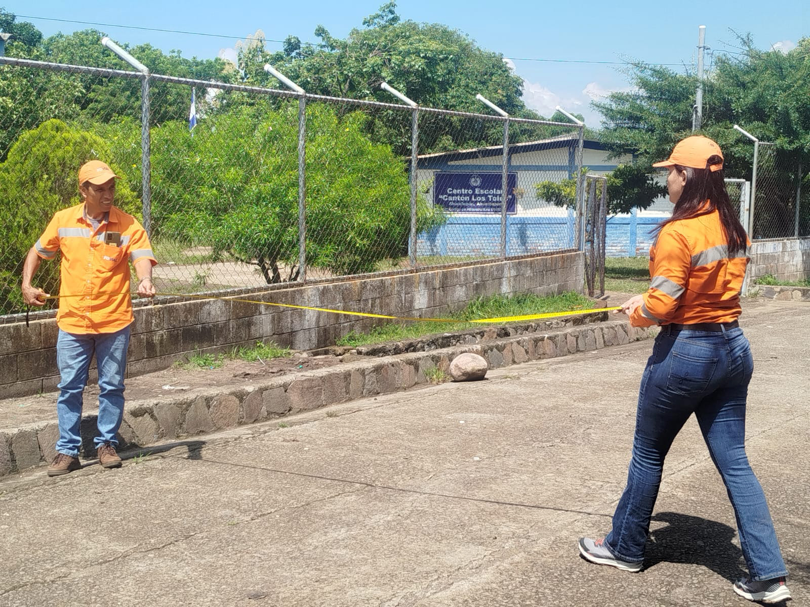 Comienza la intervención de la calle principal en el cantón Los Toles, Ahuachapán