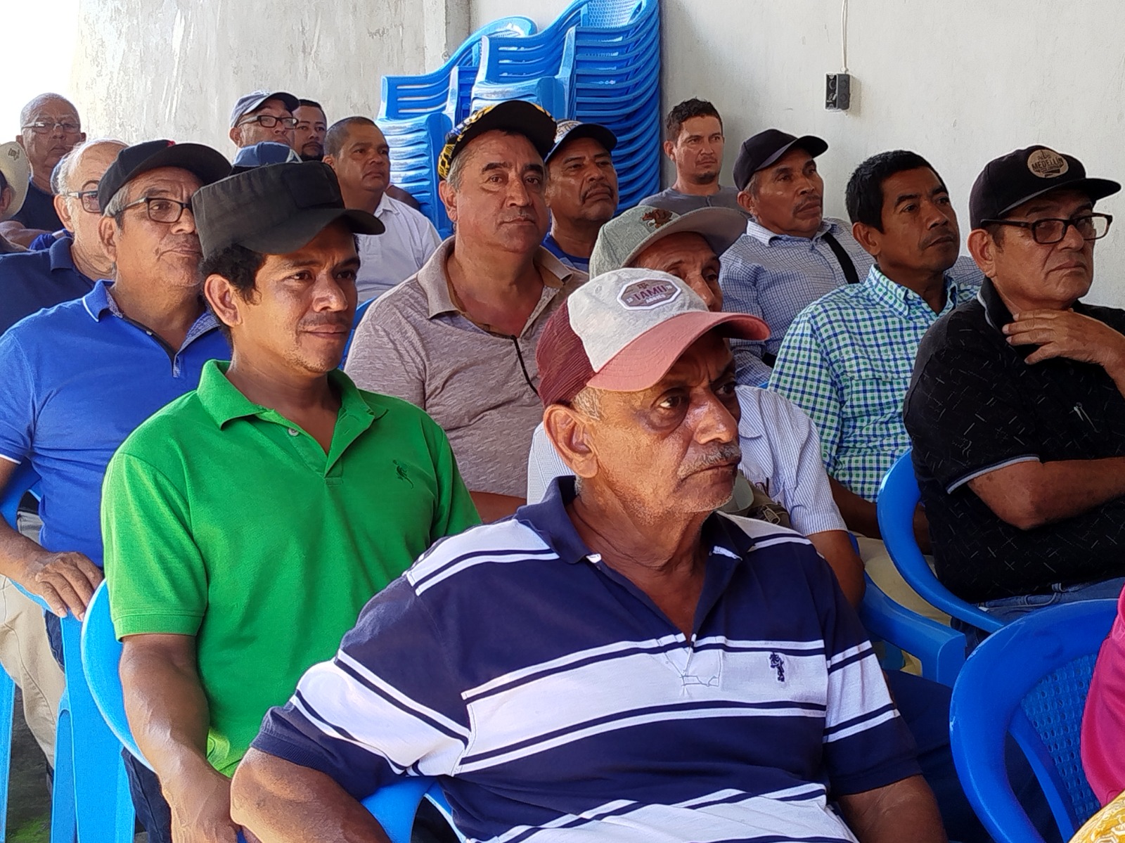 Cafetaleros orientales son capacitados en la lucha contra la roya