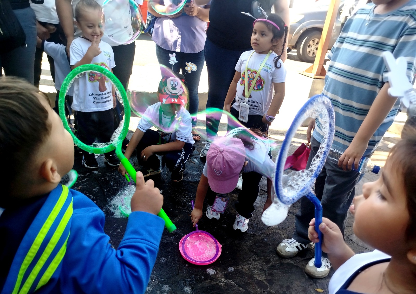 Llevan a cabo el Festival del Juego en el parque central de Sensuntepeque