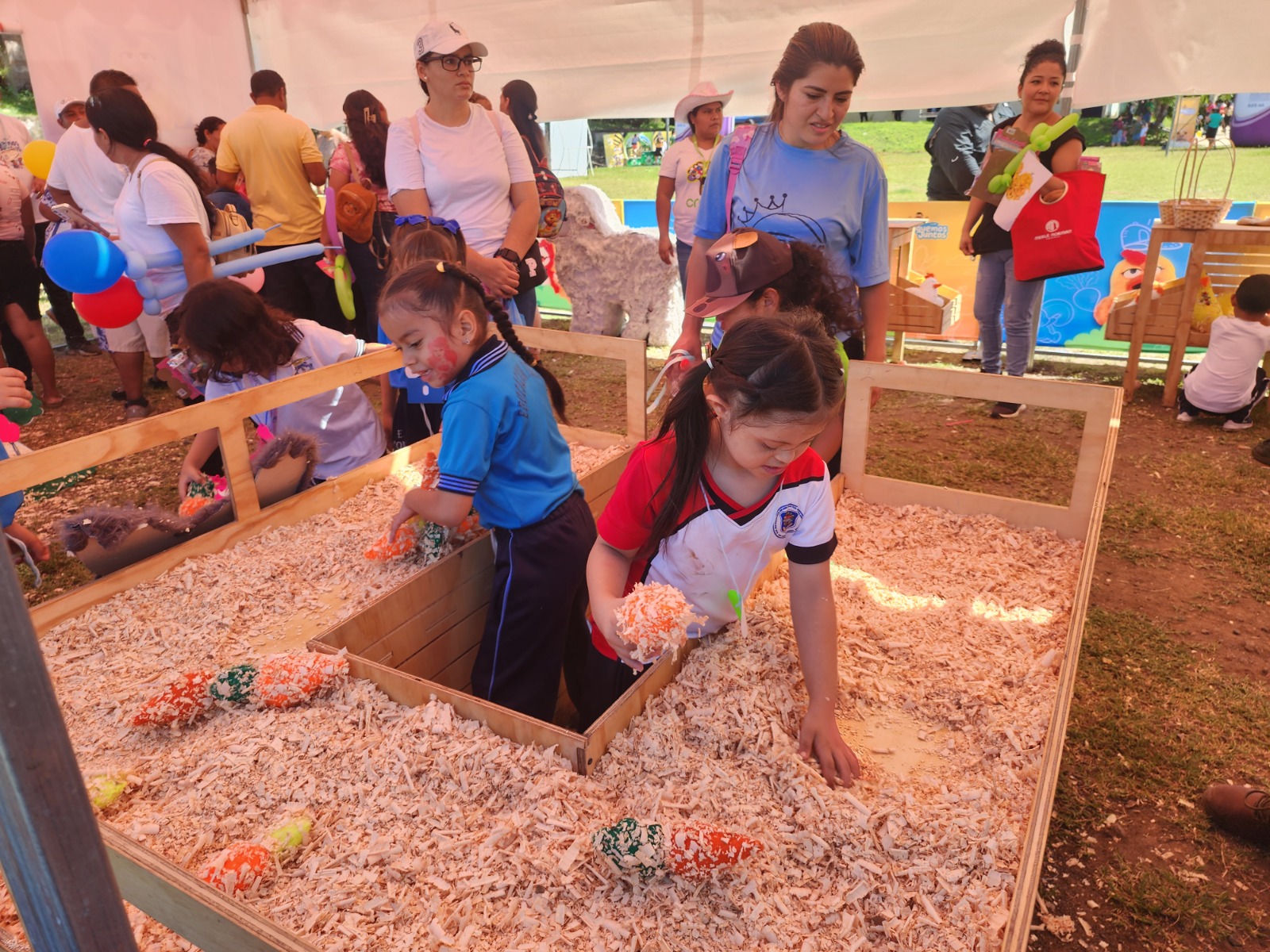 Celebran el Festival del Juego en San Francisco Gotera, Morazán Sur