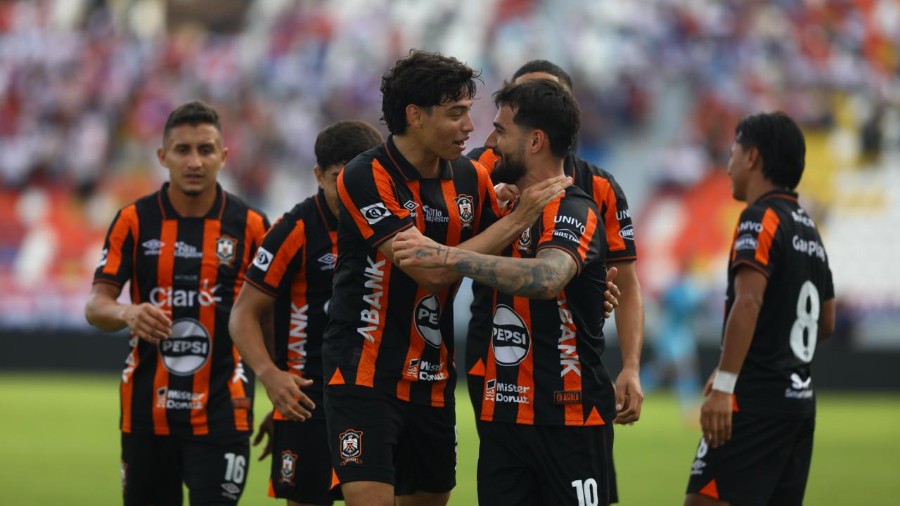 Águila empató con Firpo, con gran aporte de los juveniles