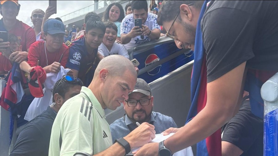 «Gracias El Salvador», publicó Pepe en redes sociales