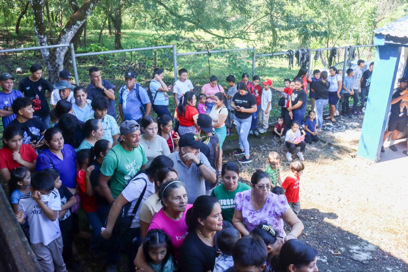 Carnetizan a pobladores en zona fronteriza de Carolina, en San Miguel