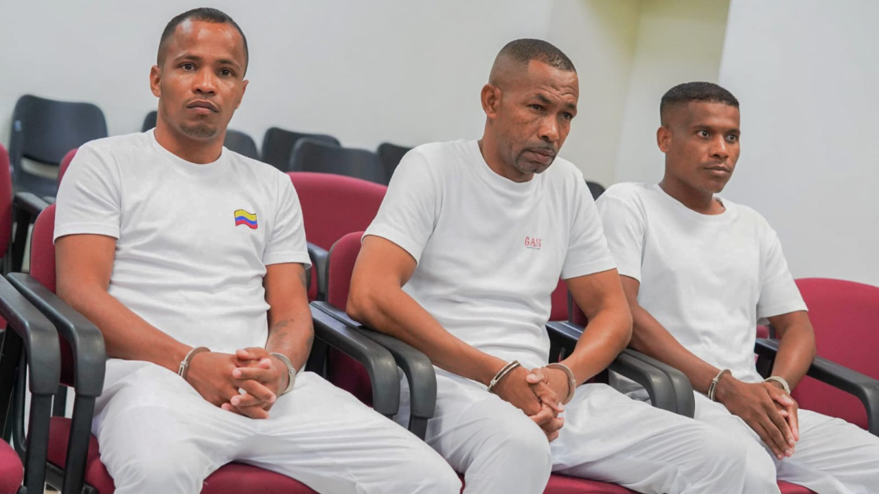 Justicia salvadoreña condena a tres colombianos por intento de tráfico de 1,280 kilos de cocaína