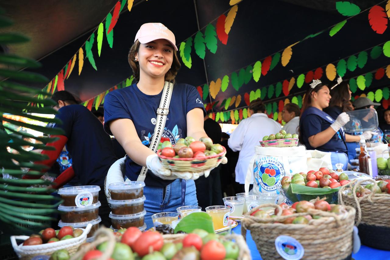 San Salvador celebró con sabor el Festival del Jocote Barón Rojo y la Guayaba