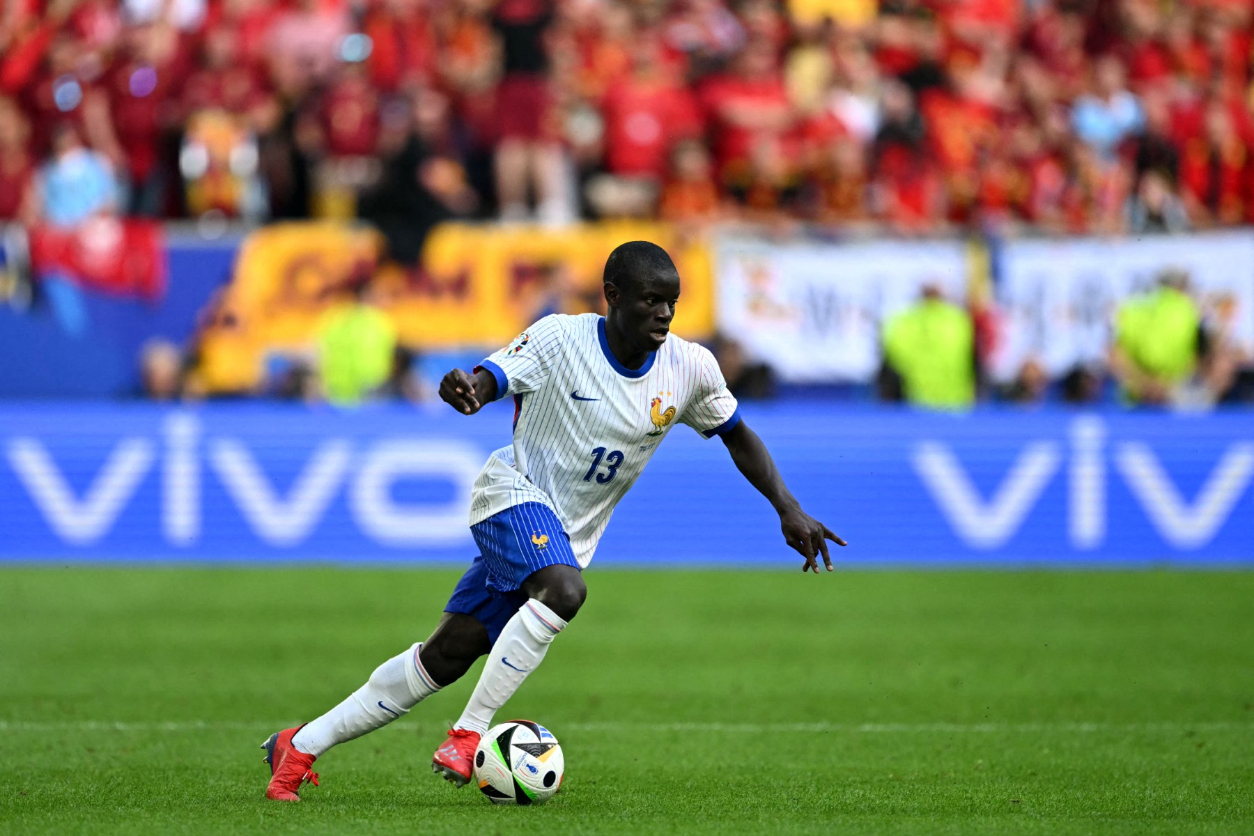 N’Golo Kanté llega al Fenerbahçe tras la intervención del presidente turco
