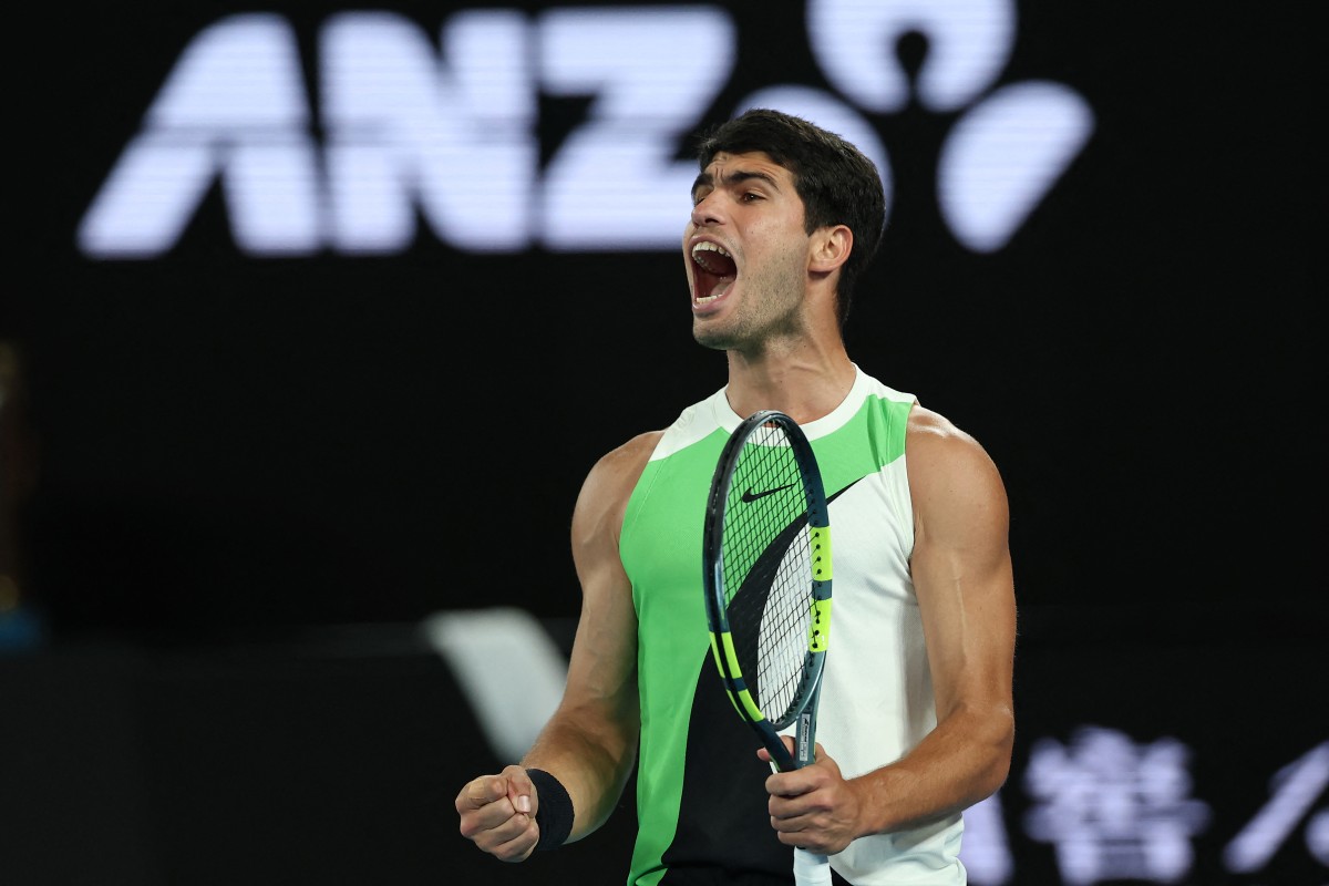 Carlos Alcaraz gana a Djokovic y conquista su primer Abierto de Australia