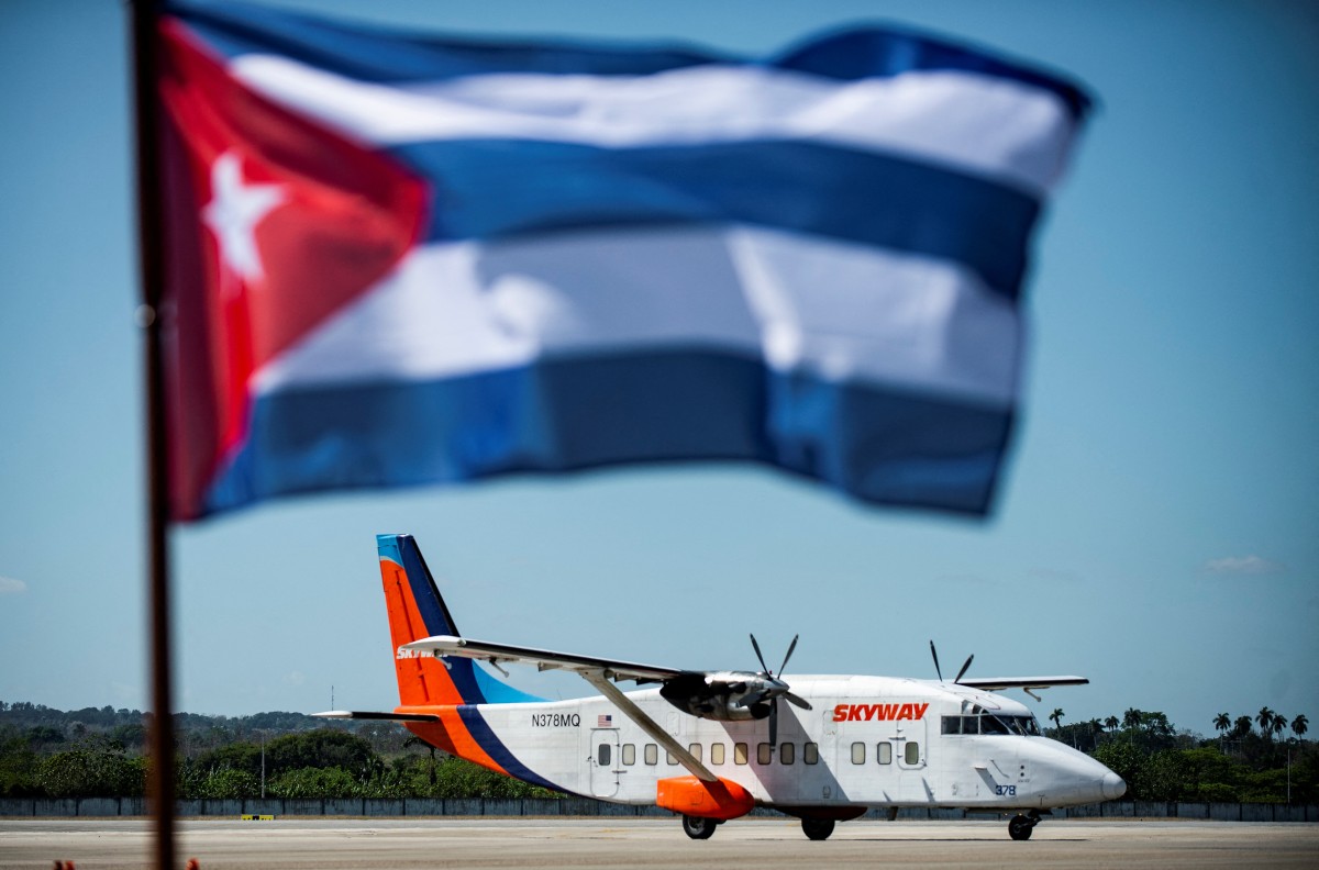 Cuba se queda sin combustible para aviones, en medio de presión de EE. UU.