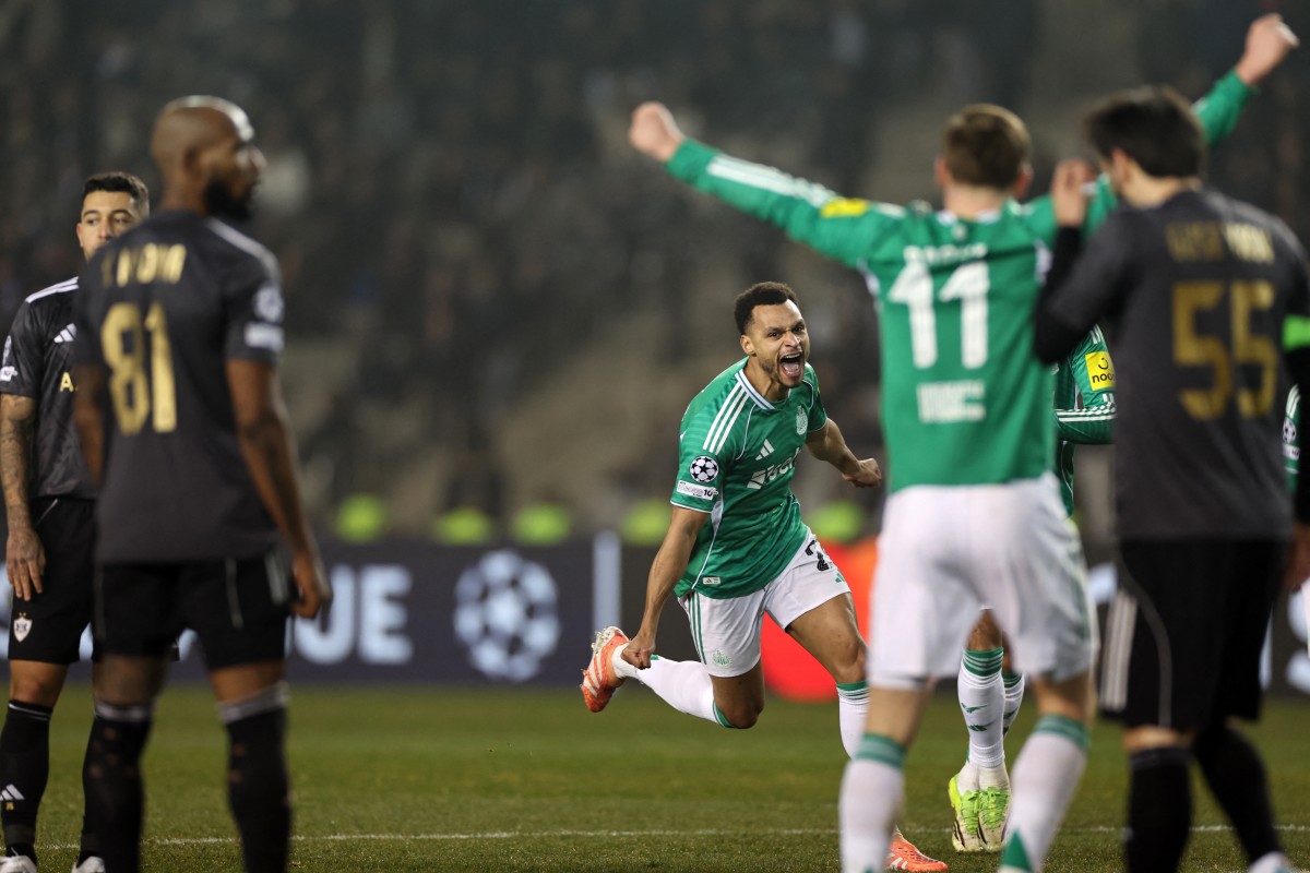 Newcastle aplasta al Qarabag 6-1 y roza los octavos de Champions