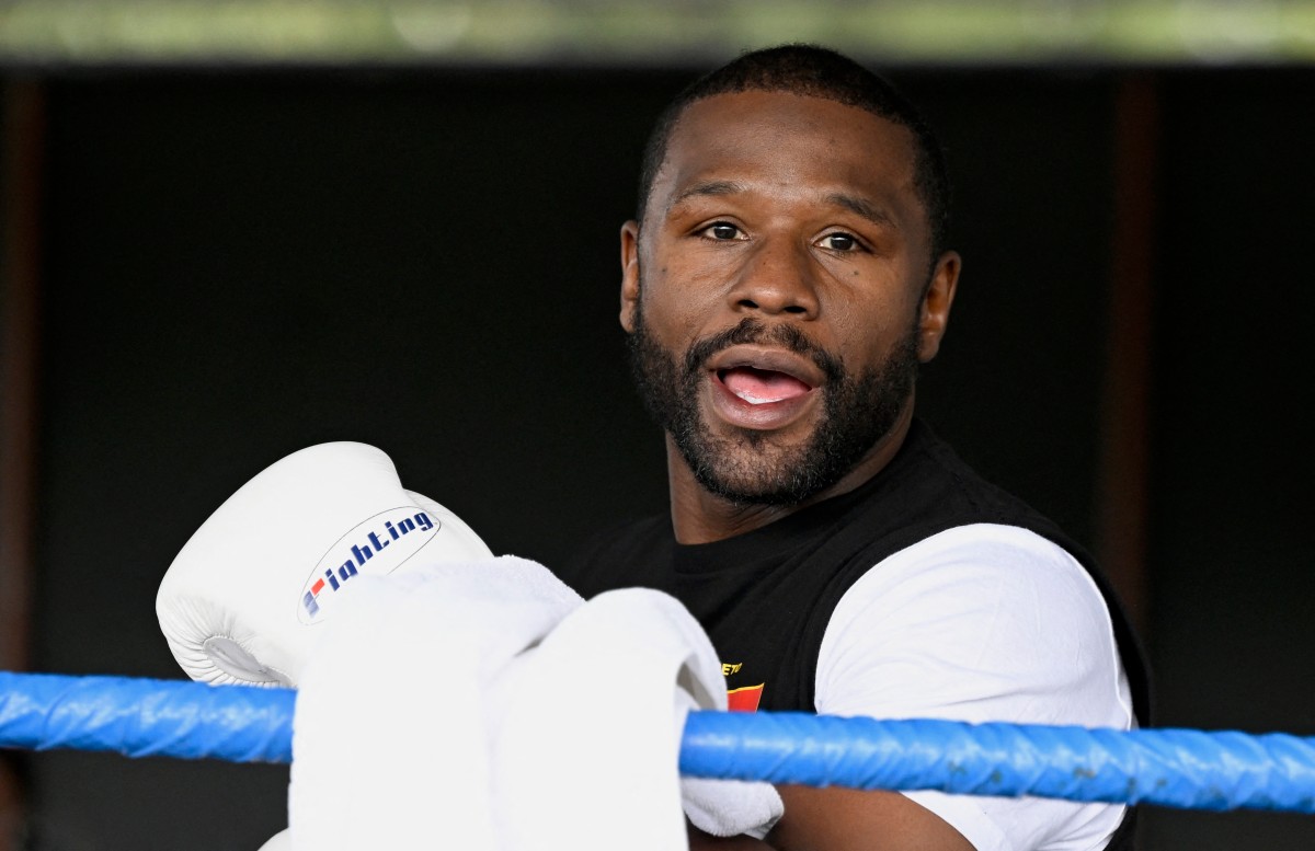 Floyd Mayweather anuncia que vuelve al boxeo