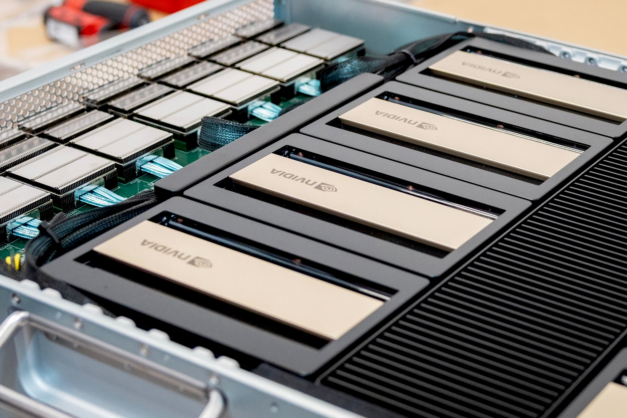Estudiantes de CUBO AI trabajarán con chips NVIDIA B300 