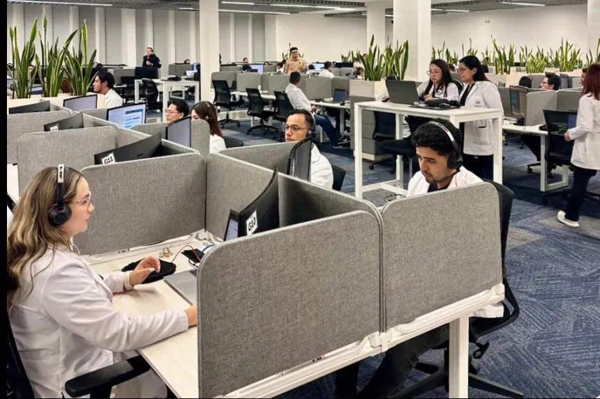 Ejecutivo solicita avalar recursos para fase II de DoctorSV