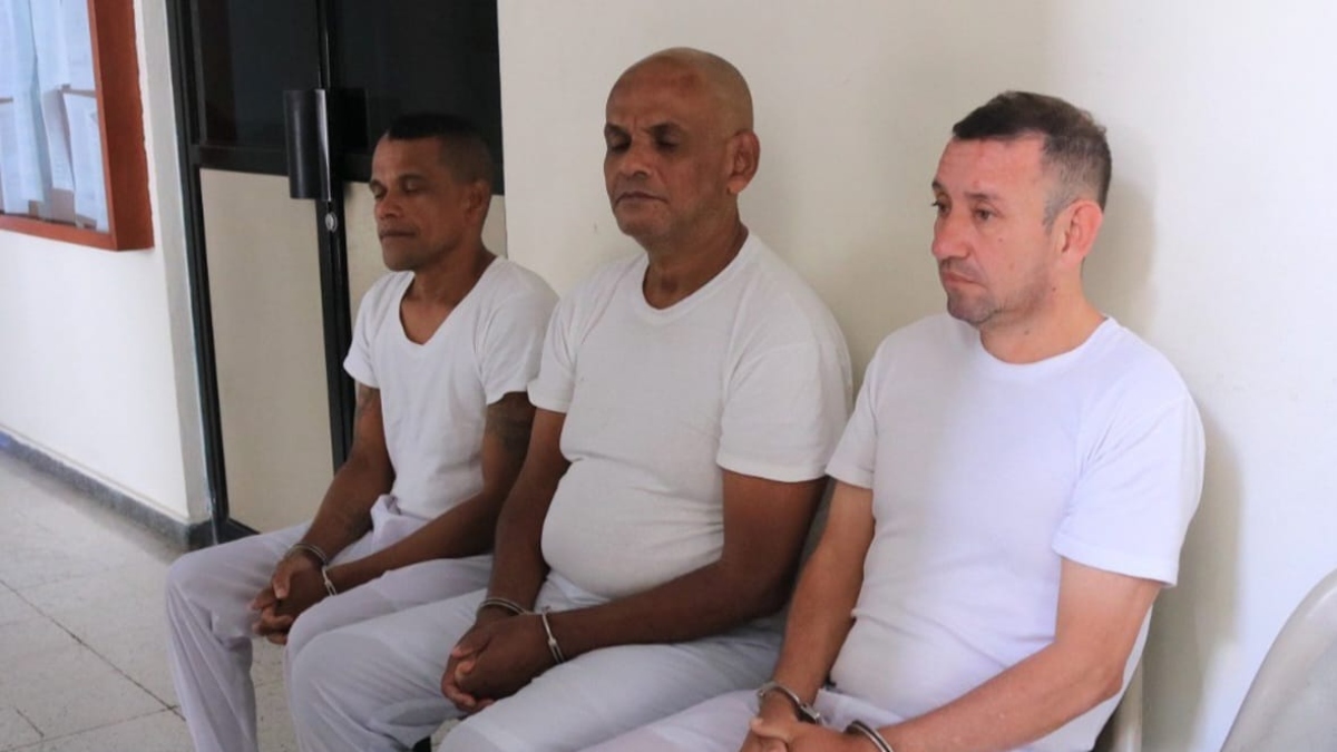 Ecuatorianos enfrentarán juicio por traficar más de $45 millones de cocaína